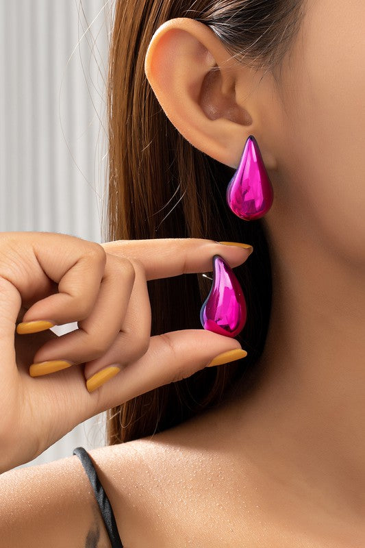 TEARDROP EARRING