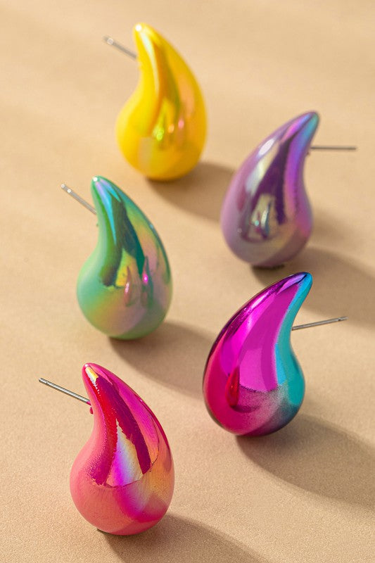 TEARDROP EARRING