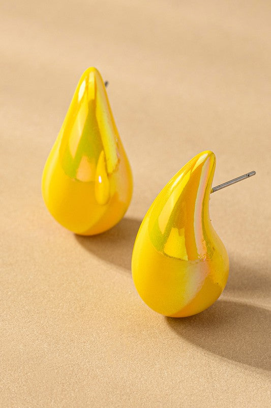 TEARDROP EARRING